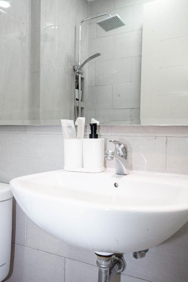 New 2Br Apartment In Benson Connected To Pakuwon Mall Surabaya Barat 外观 照片